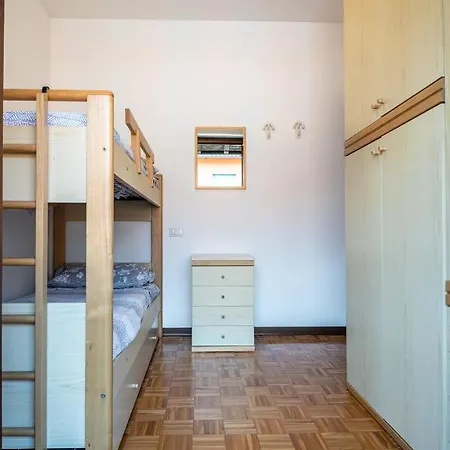 شقة Terraced House On The Lakeside Of - Larihome A04 غْرافيدونا