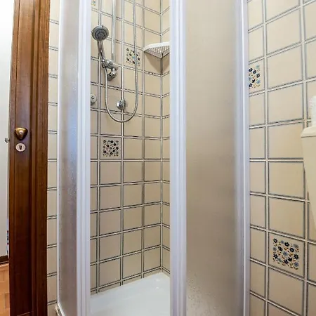 Terraced House On The Lakeside Of - Larihome A04 Apartament *