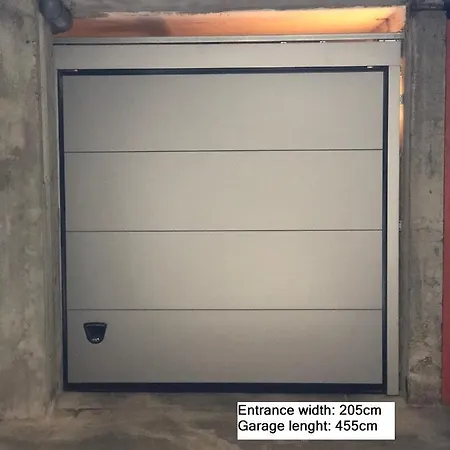 Terraced House On The Lakeside Of - Larihome A04